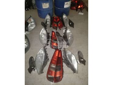 farovi za Ford Fiesta od 2002. do 2007. god.