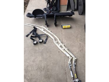 tabla sa pojaseviva i begovima za Audi A3 od 2004. do 2008. god.