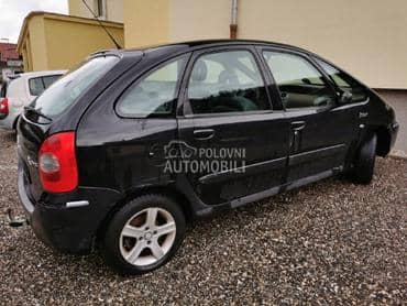 Levi far za Citroen Xsara Picasso od 2000. do 2010. god.