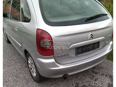 Leva stop lampa za Citroen Xsara Picasso od 2000. do 2010. god.