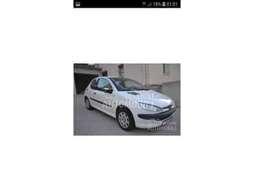 Desno krilo za Peugeot 206 od 1998. do 2005. god.