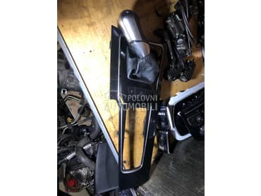 Maska konzole za Peugeot 508