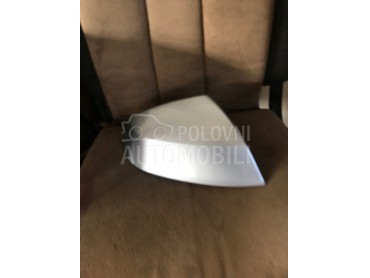 Poklopac desnog retrovizora za Audi Q5 od 2012. do 2016. god.