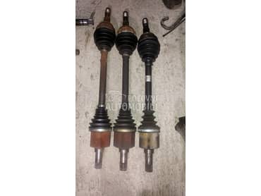 Peugeot Boxer 3.0 poluosovine