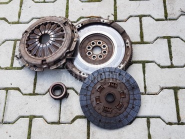 set kvacila 1cd-ftv za Toyota Previa od 2000. do 2006. god.