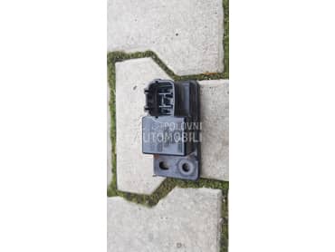 relej za Toyota Previa od 2000. do 2006. god.