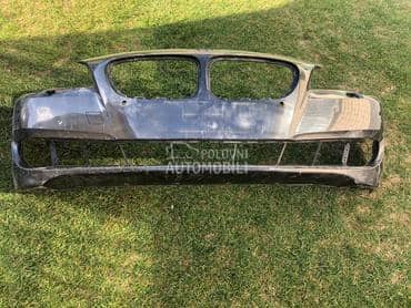 Prednji branik f10 f11 za BMW 518, 520, 523 ... od 2010. do 2013. god.