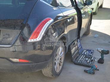 Zadnje desno krilo za Lancia Delta od 2008. do 2014. god.