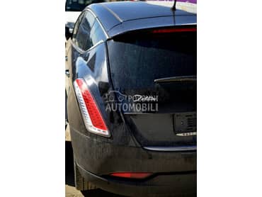 Zadnje levo krilo za Lancia Delta od 2008. do 2014. god.