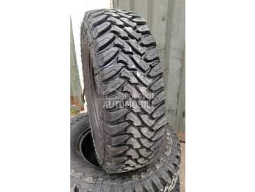 Ostalo 235/65 R17 Zimska