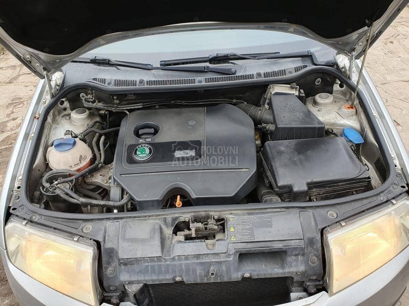 Škoda Fabia -  kompletan auto u delovima