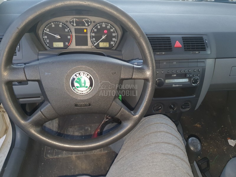 Škoda Fabia -  kompletan auto u delovima