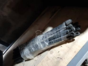 Gepek amortizer za Renault Clio, Espace, Kangoo ... od 2000. do 2006. god.