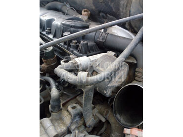 vakum pumpa za Peugeot 307