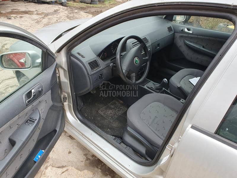 Škoda Fabia -  kompletan auto u delovima