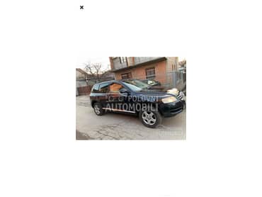 Volkswagen Touareg -  kompletan auto u delovima