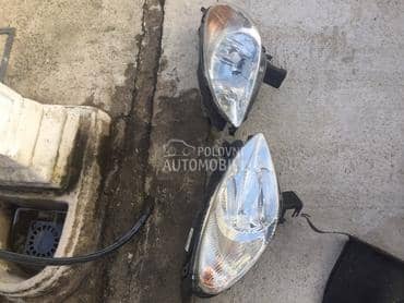 farovi za Citroen Xsara Picasso od 1999. do 2004. god.