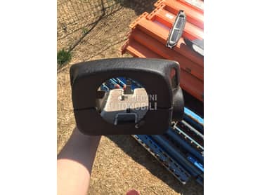 plastika oko volana za Citroen Xsara Picasso od 1999. do 2010. god.