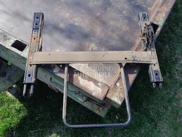 klizac vozacevog sedista za Peugeot 206