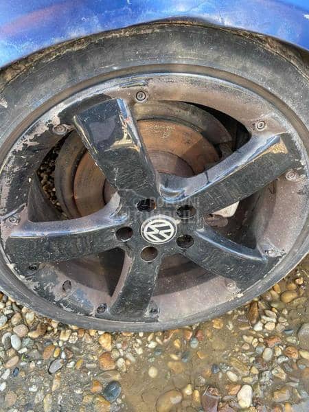 Passat B6 2.0 TDI set kvacila
