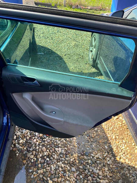 Passat B6 2.0 TDI set kvacila
