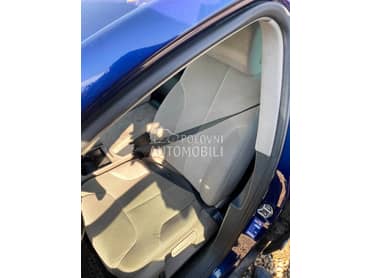 Passat B6 2.0 TDI sedista za Volkswagen Passat B6