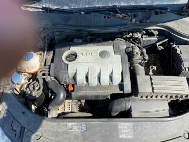 Passat B6 2.0 TDI glava motora za Volkswagen Passat B6