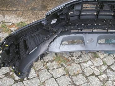 branik za Audi Q8 od 2018. do 2020. god.