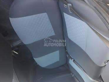 enterijer fijat punto za Fiat Punto od 2003. do 2009. god.