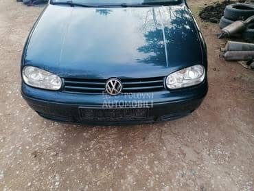 Branik za Volkswagen Golf 4 od 2000. do 2005. god.
