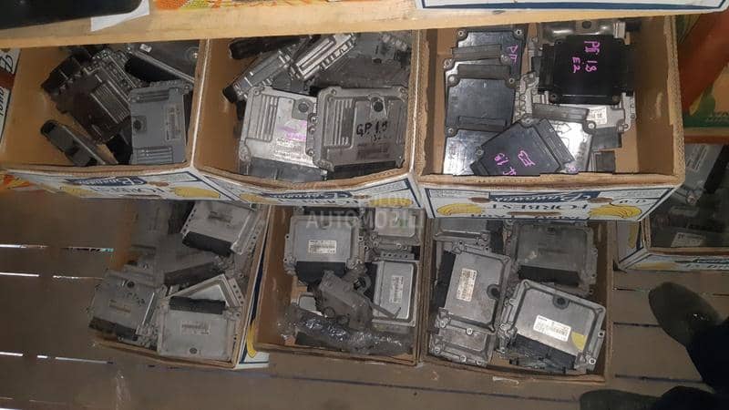 kompjuter 1.8 16v računar