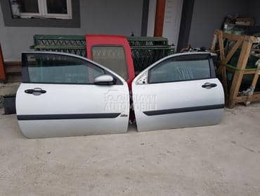 Prednja vrata ( sa 3 vrata ) za Ford Focus od 2000. do 2004. god.