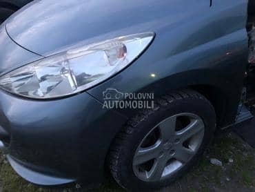 Levo i desno krilo-blatobran za Peugeot 207 od 2005. do 2010. god.