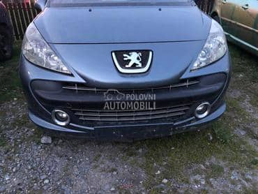 Levi i desni far za Peugeot 207 od 2006. do 2014. god.