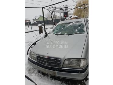 Mercedes Benz C 180 1996. god. -  kompletan auto u delovima