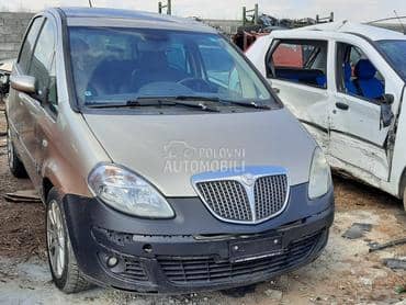 Prednji branik za Lancia Musa