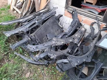 Vezni lim prsa za Audi A4