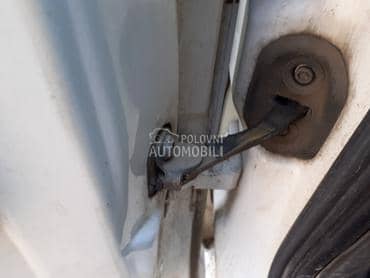 granicnik vrata za Fiat Doblo od 2001. do 2005. god.