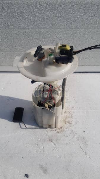 benzinska pumpa 1.4 8v