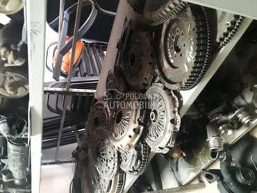 set kvacila za Renault Laguna od 2001. do 2006. god.