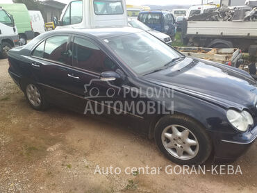 Mercedes Benz C 220 2,2cdi 2001. god. -  kompletan auto u delovima