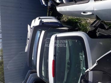 gepek vrata za Renault Laguna od 2001. do 2006. god.