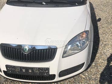 branik hauba krila farovi za Škoda Fabia od 2007. do 2010. god.