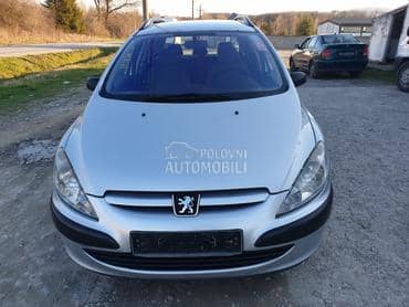 far branik xauba krilo za Peugeot 307 od 2001. do 2005. god.