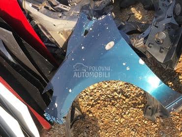 Krilo levo za Mazda 5 od 2007. do 2008. god.