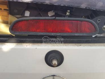 Stop svetlo Trece za Mercedes Benz A Klasa od 1997. do 2004. god.