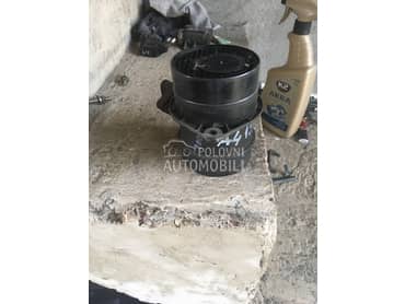 proto komer za Audi A4