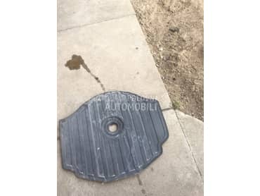 poklopac gepeka za Audi A4