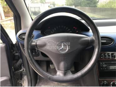 Volan crni koza W 168 za Mercedes Benz A Klasa od 1997. do 2004. god.