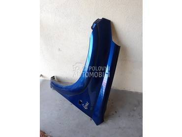 Levo Krilo PLAVA BOJA 8M6 za Toyota RAV 4 od 2000. do 2006. god.